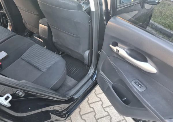 Toyota Auris cena 31900 przebieg: 163000, rok produkcji 2011 z Sławków małe 106